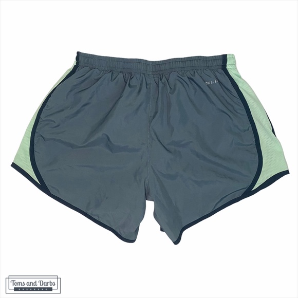 Nike Kids Running Dri-Fit Shorts with Lining - Picture 2 of 8